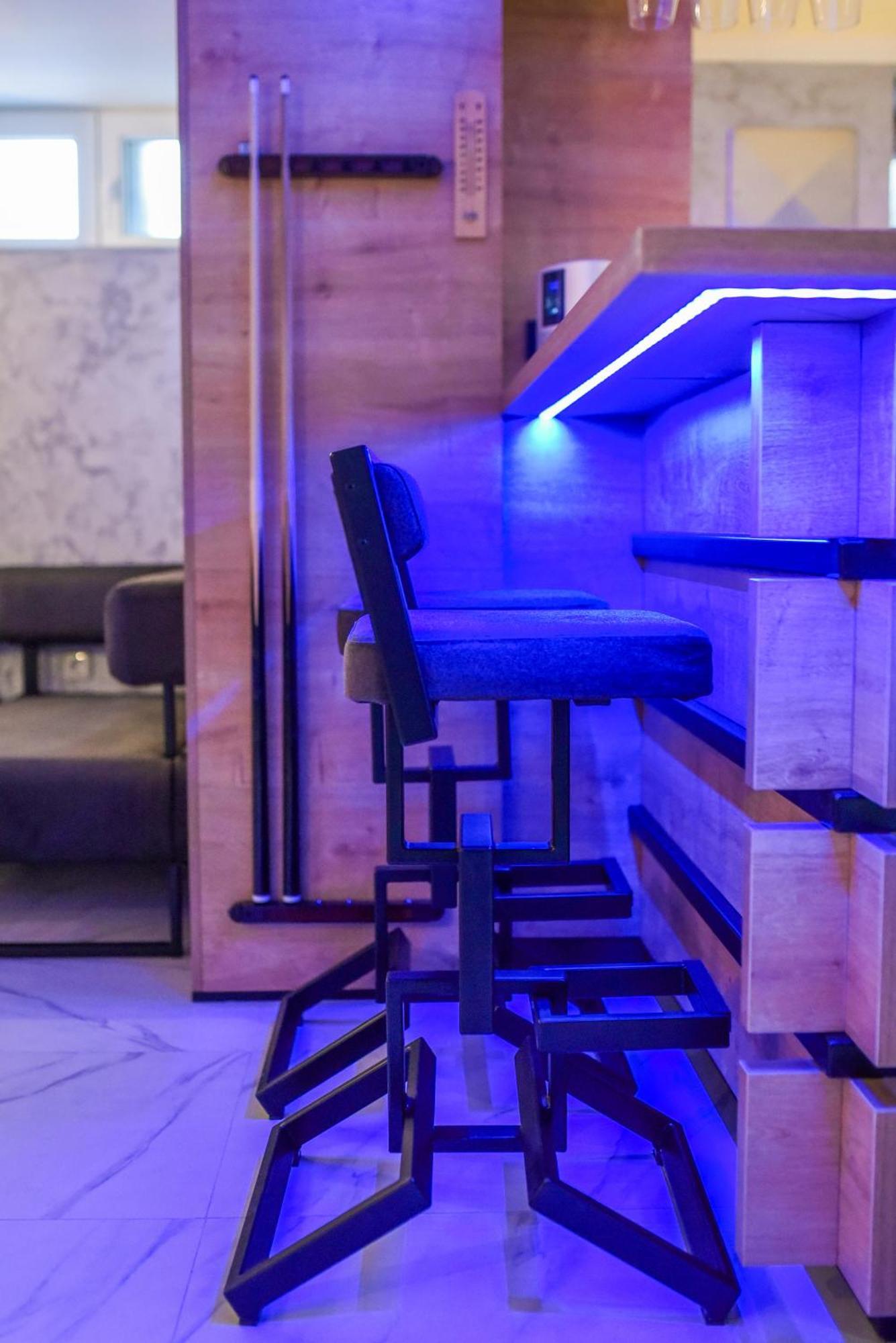 La Luna Premium Deluxe Apartment With Free Jacuzzi, Bikes & Covered Parking Nasice Экстерьер фото