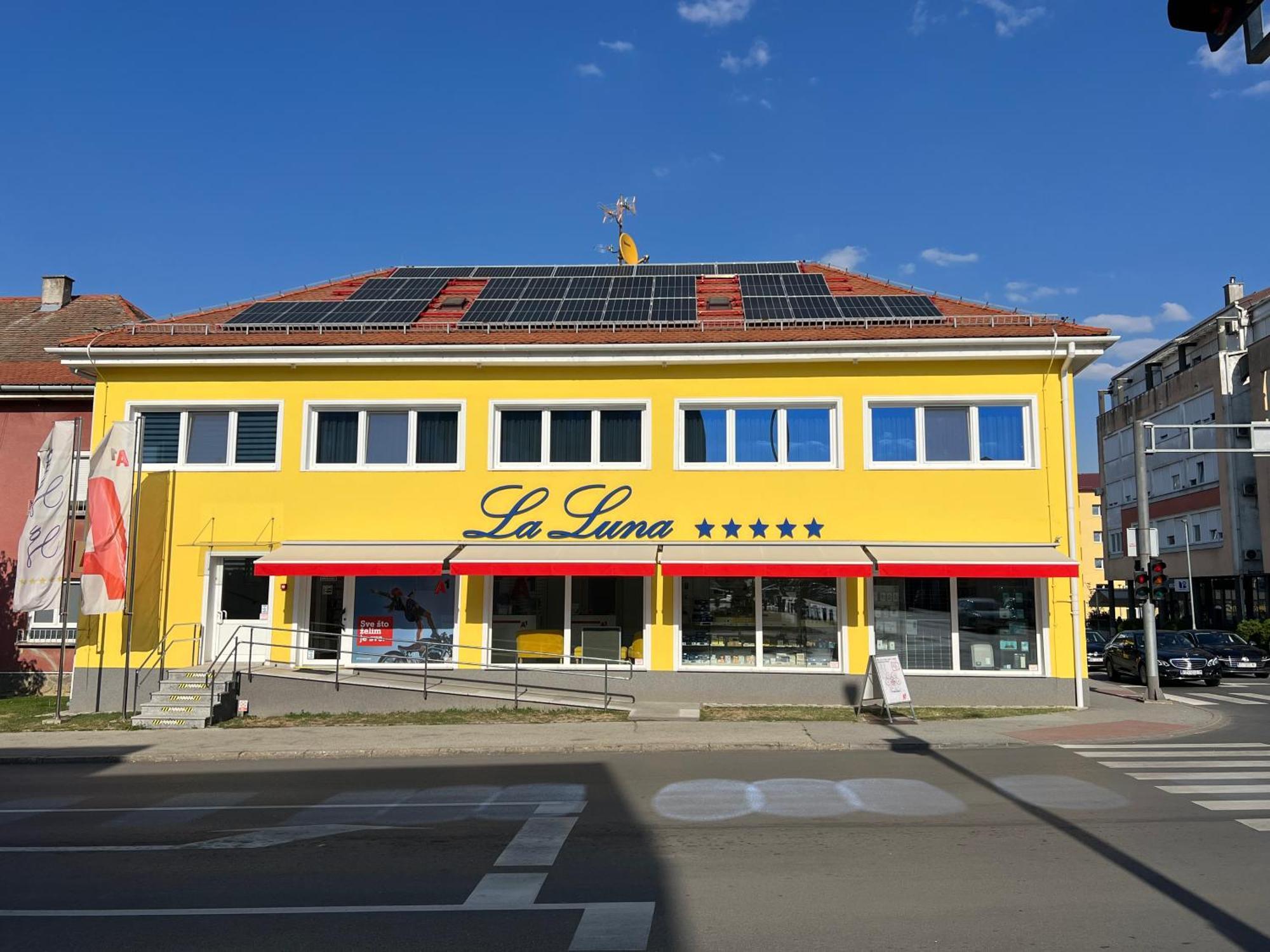 La Luna Premium Deluxe Apartment With Free Jacuzzi, Bikes & Covered Parking Nasice Экстерьер фото